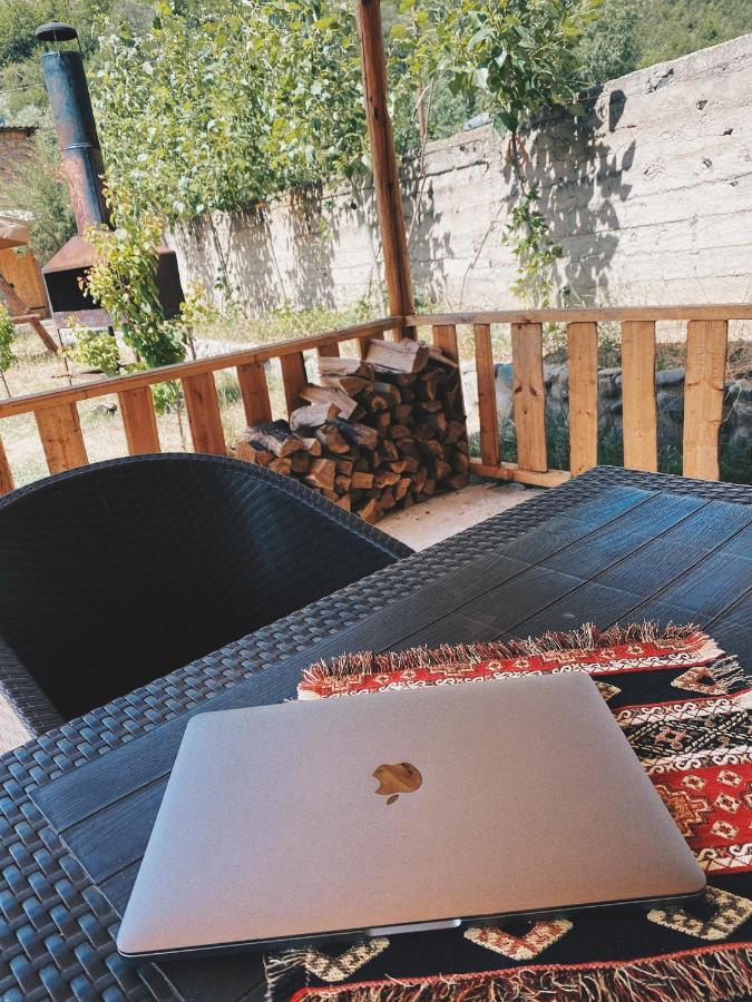 Hovek Guest House Dilijan Luaran gambar
