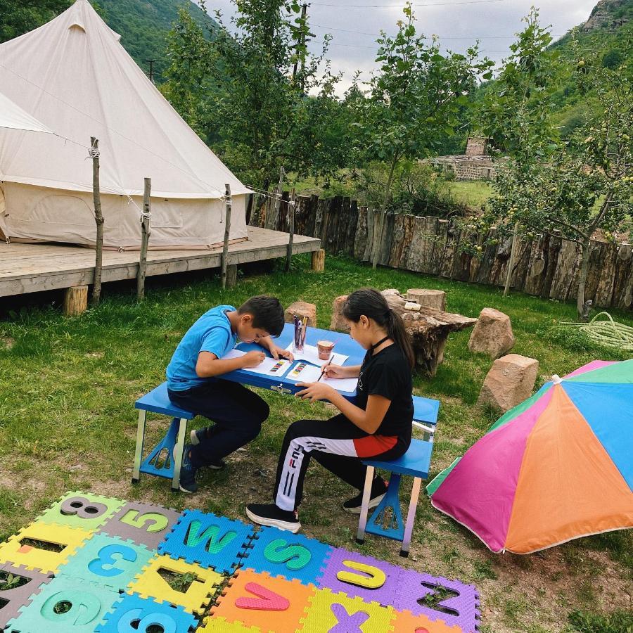 Hovek Guest House Dilijan Luaran gambar
