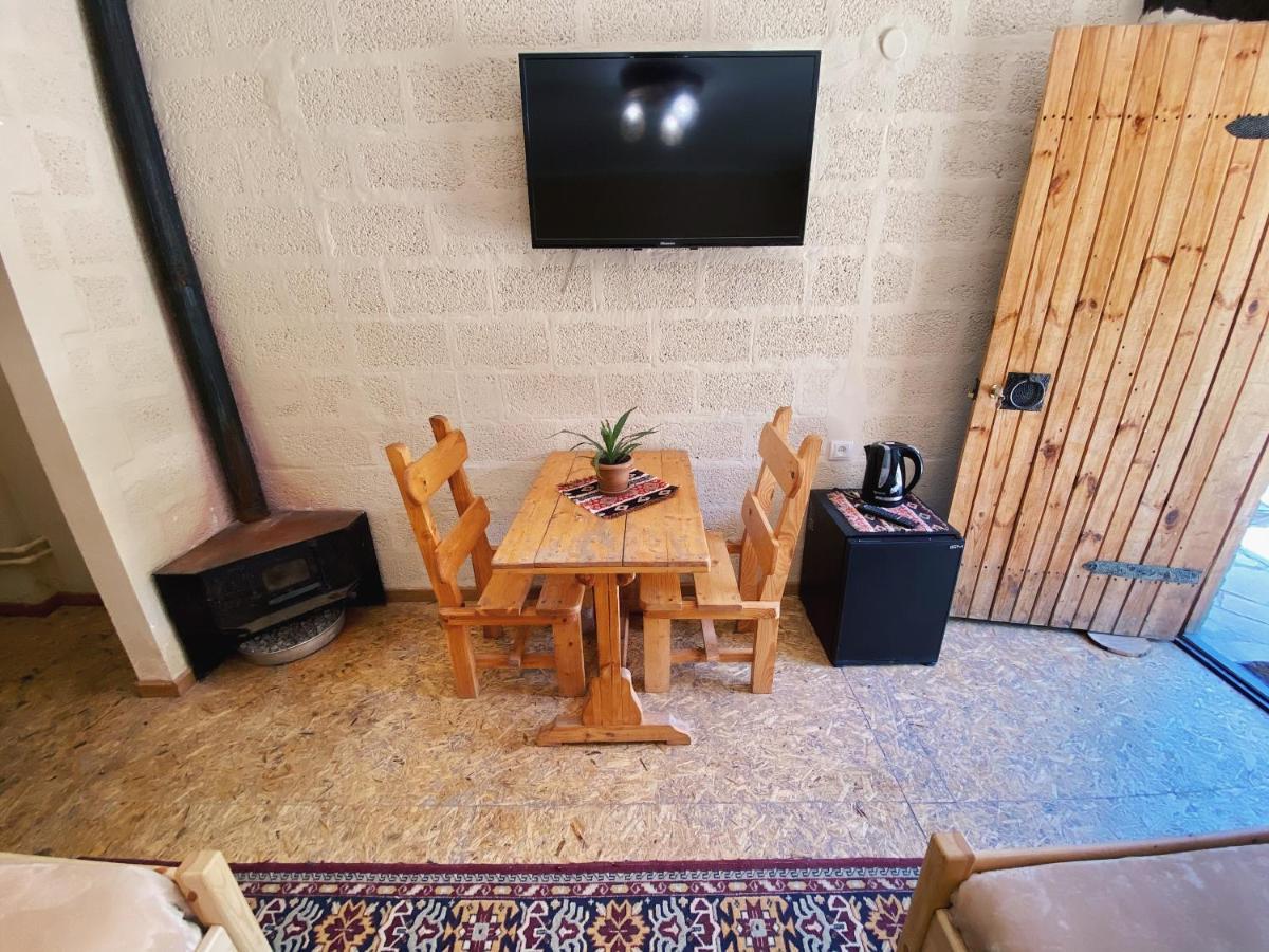 Hovek Guest House Dilijan Luaran gambar