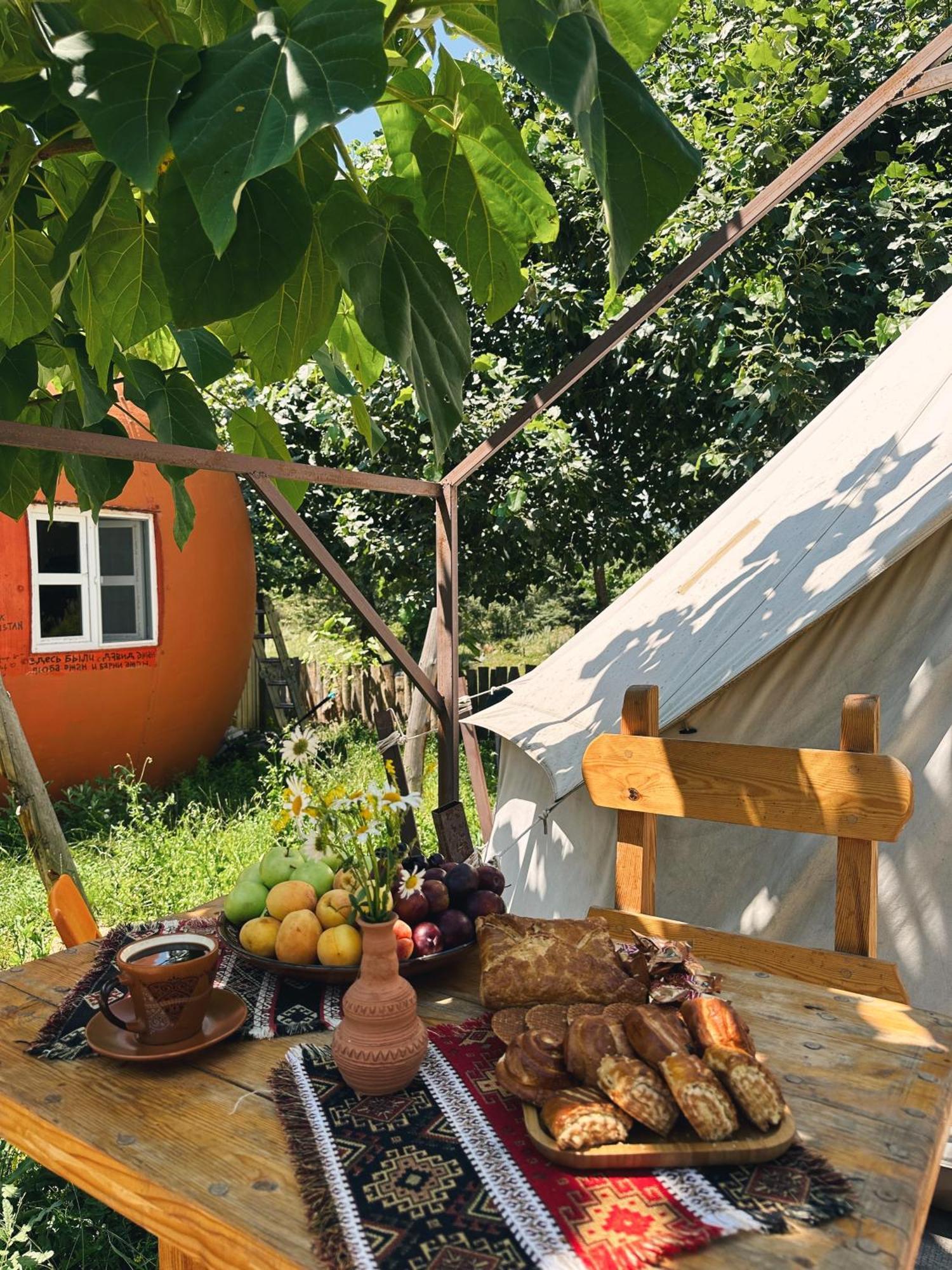Hovek Guest House Dilijan Luaran gambar