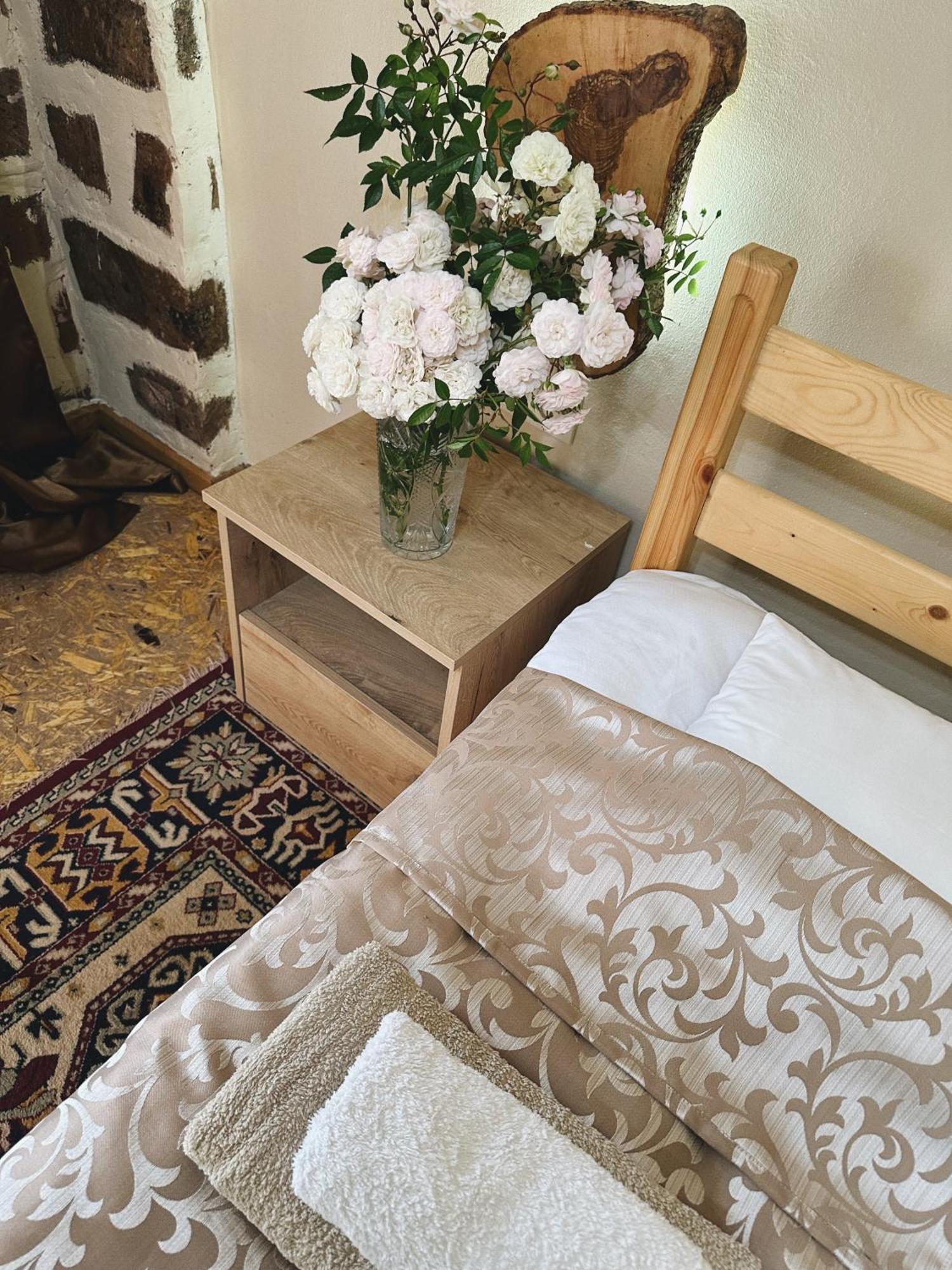 Hovek Guest House Dilijan Luaran gambar